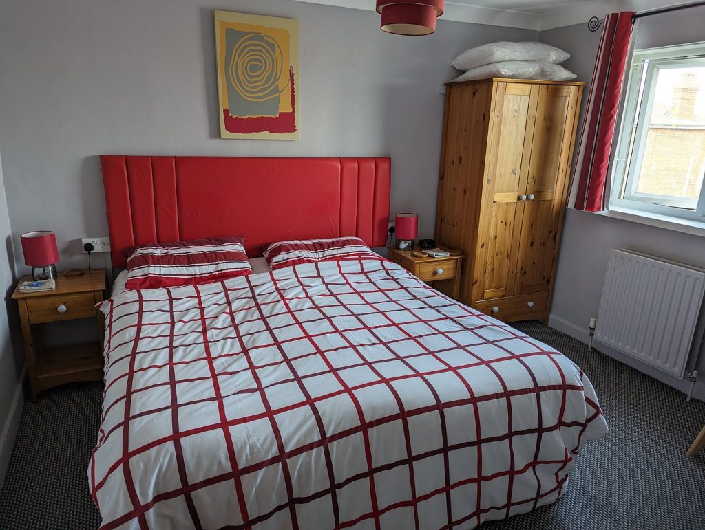 caption (2) caption (2)